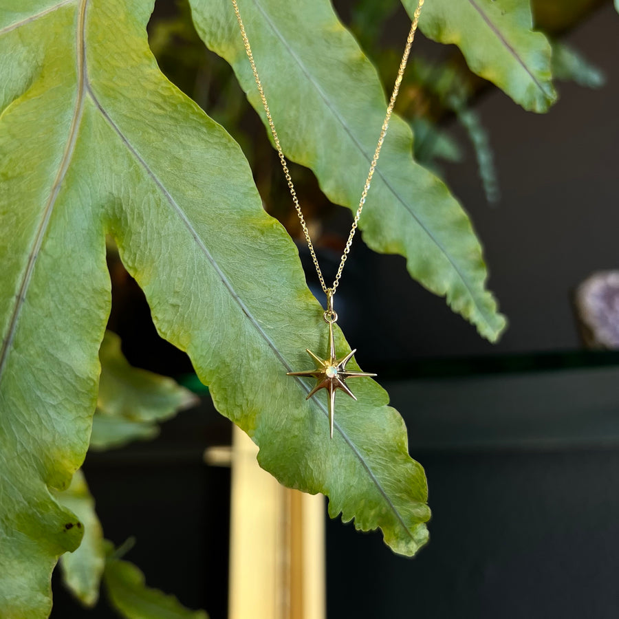 GOLD NORTHERN STAR GEMSTONE PENDANT