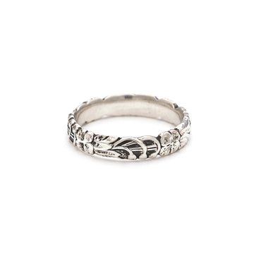 STERLING SILVER PAVOT BAND